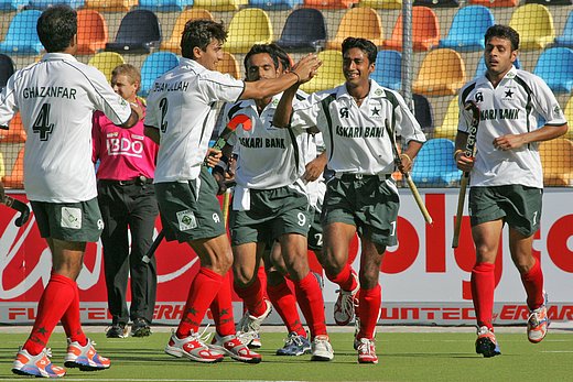 © Herbert Bohlscheid (www.sportfoto.tv) / Wolfgang Quednau (www.hockeyimage.net)