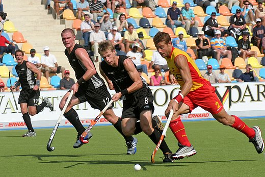 © Herbert Bohlscheid  www.sportfoto.tv und Wolfgang Quednau  www.hockeyimage.net