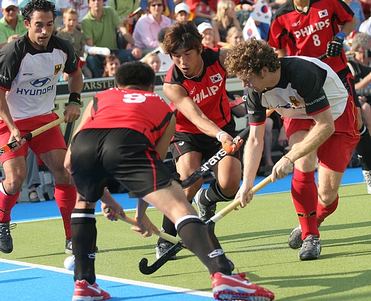 © Herbert Bohlscheid (www.sportfoto.tv) / Wolfgang Quednau (www.hockeyimage.net)