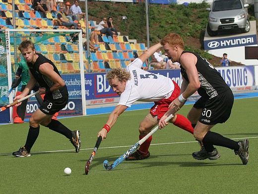 © Herbert Bohlscheid (www.sportfoto.tv) / Wolfgang Quednau (www.hockeyimage.net)