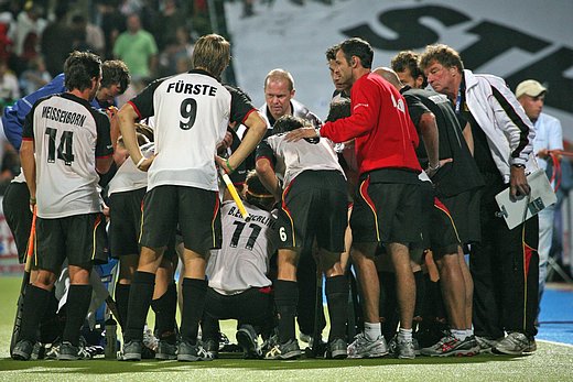 © Herbert Bohlscheid (www.sportfoto.tv) / Wolfgang Quednau (www.hockeyimage.net)