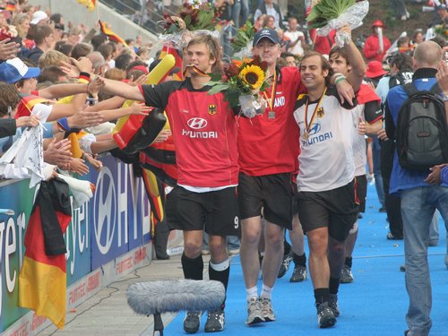 © Herbert Bohlscheid (www.sportfoto.tv) / Wolfgang Quednau (www.hockeyimage.net)